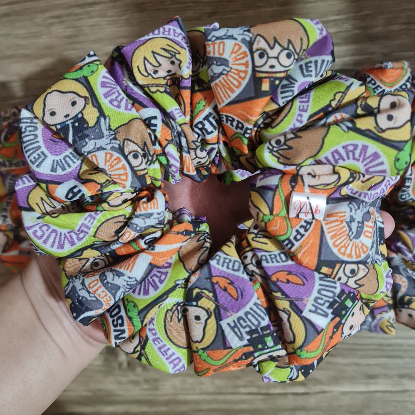 Potterhead B | Harry Potter Scrunchies (XL)